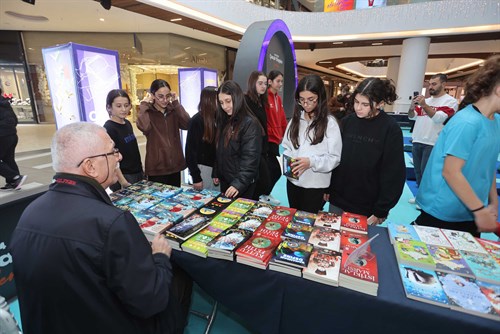 Başkan İbrahim Sandıkçı: "Çocuklarımıza okuma kültürü kazandırıyoruz"