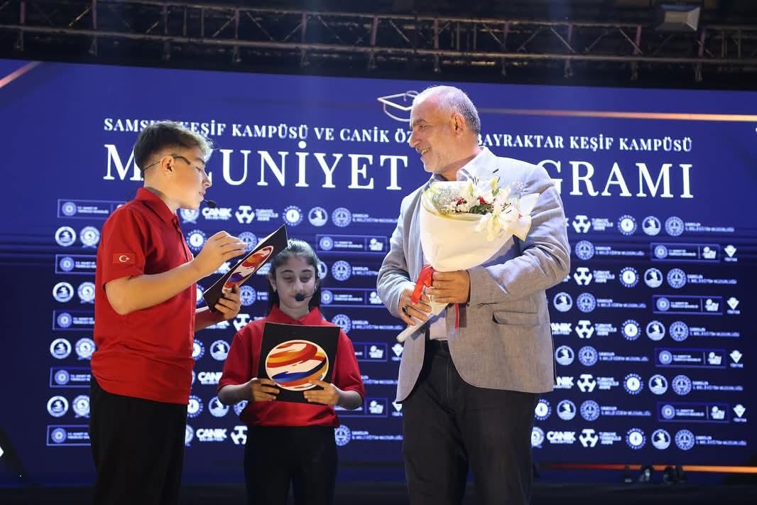 Canik Keşif Kampüsü'nde Mezuniyet Coşkusu